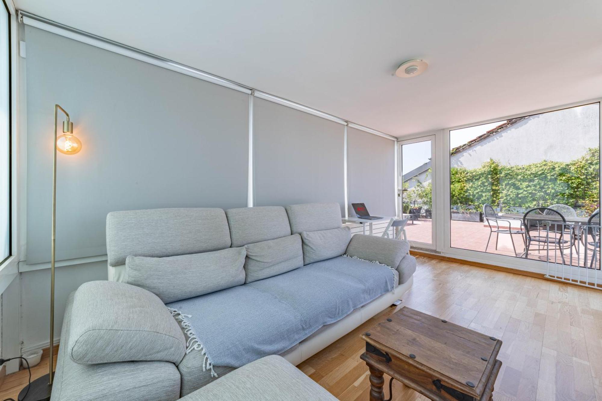 10' Navigli, Penthouse With Panoramic View *