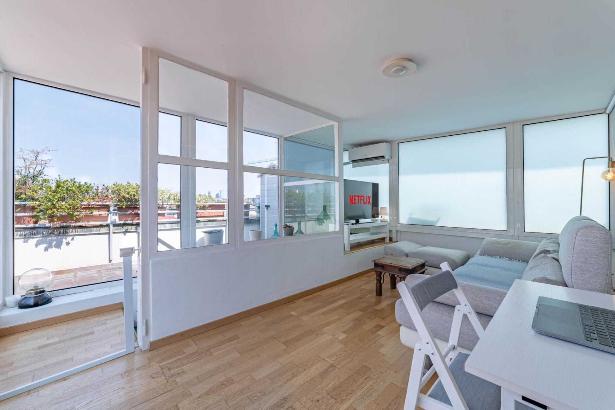 Appartement 10' Navigli, Penthouse With Panoramic View