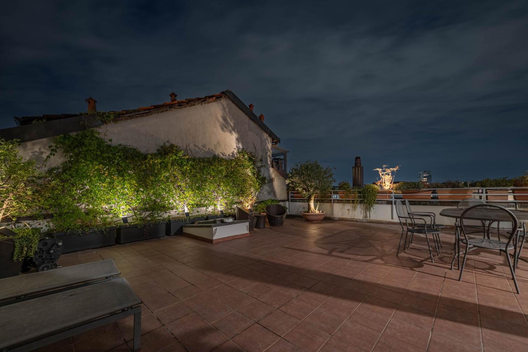 Appartement 10' Navigli, Penthouse With Panoramic View *
