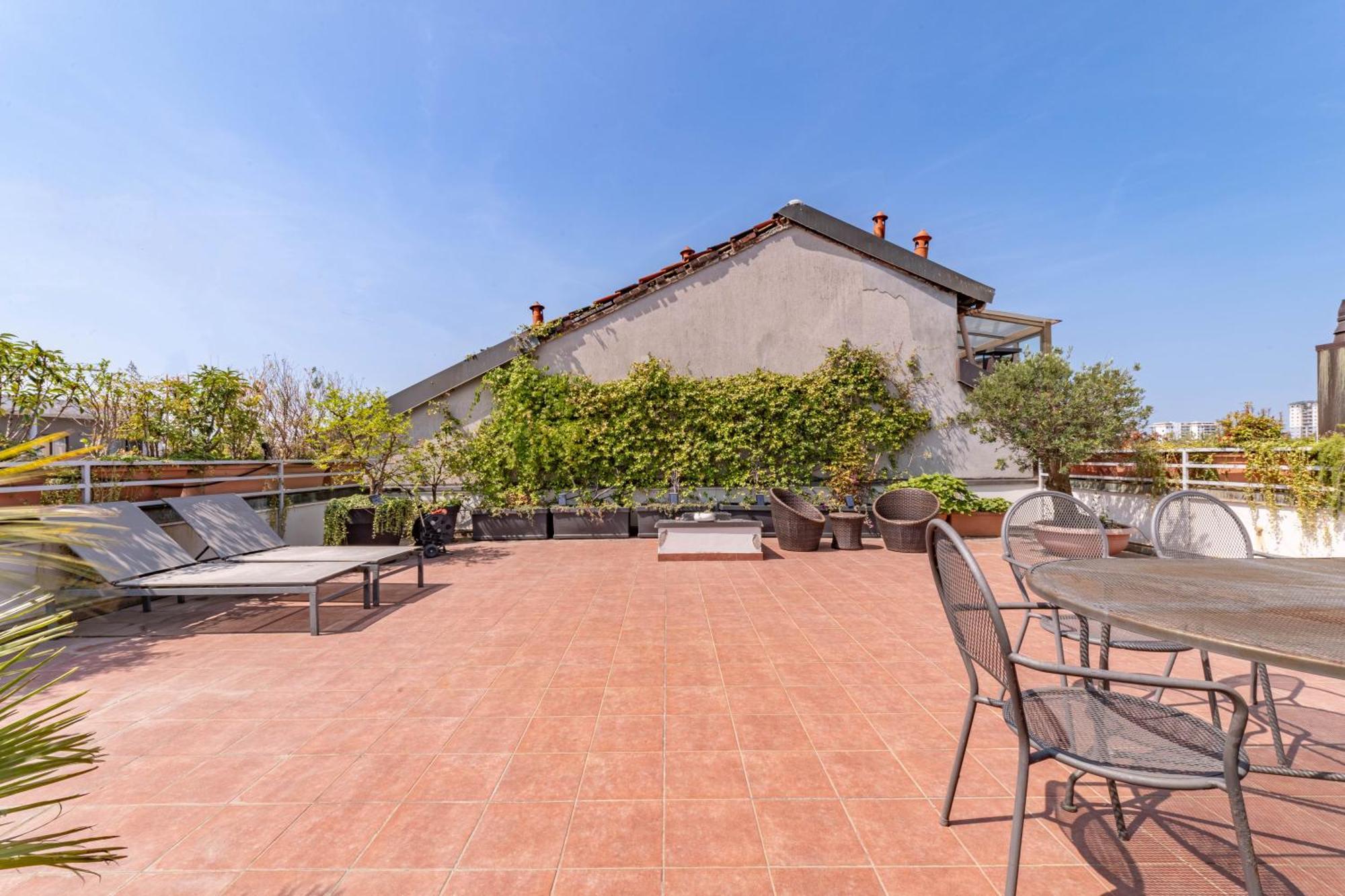 10' Navigli, Penthouse With Panoramic View