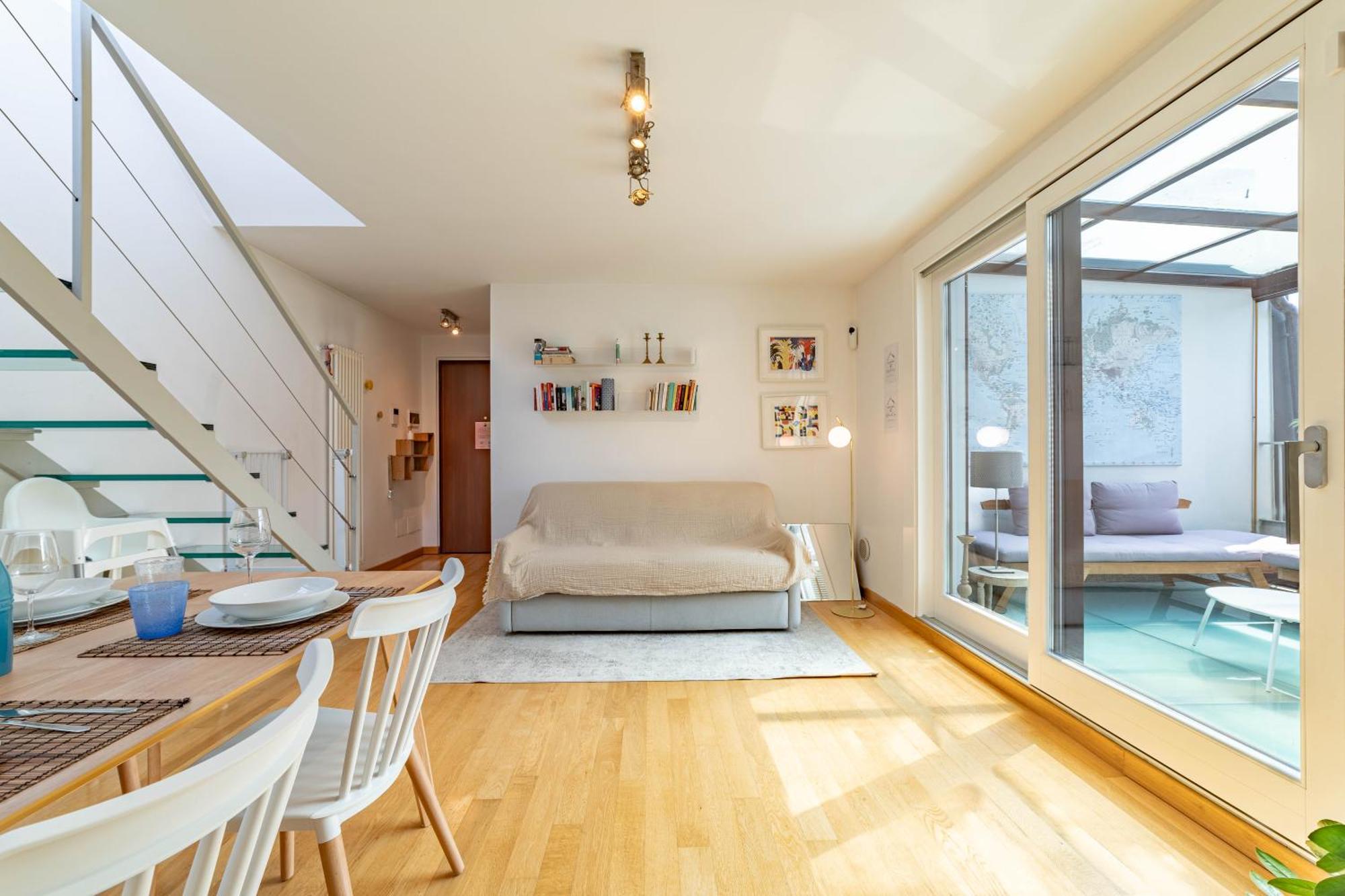 Appartement 10' Navigli, Penthouse With Panoramic View